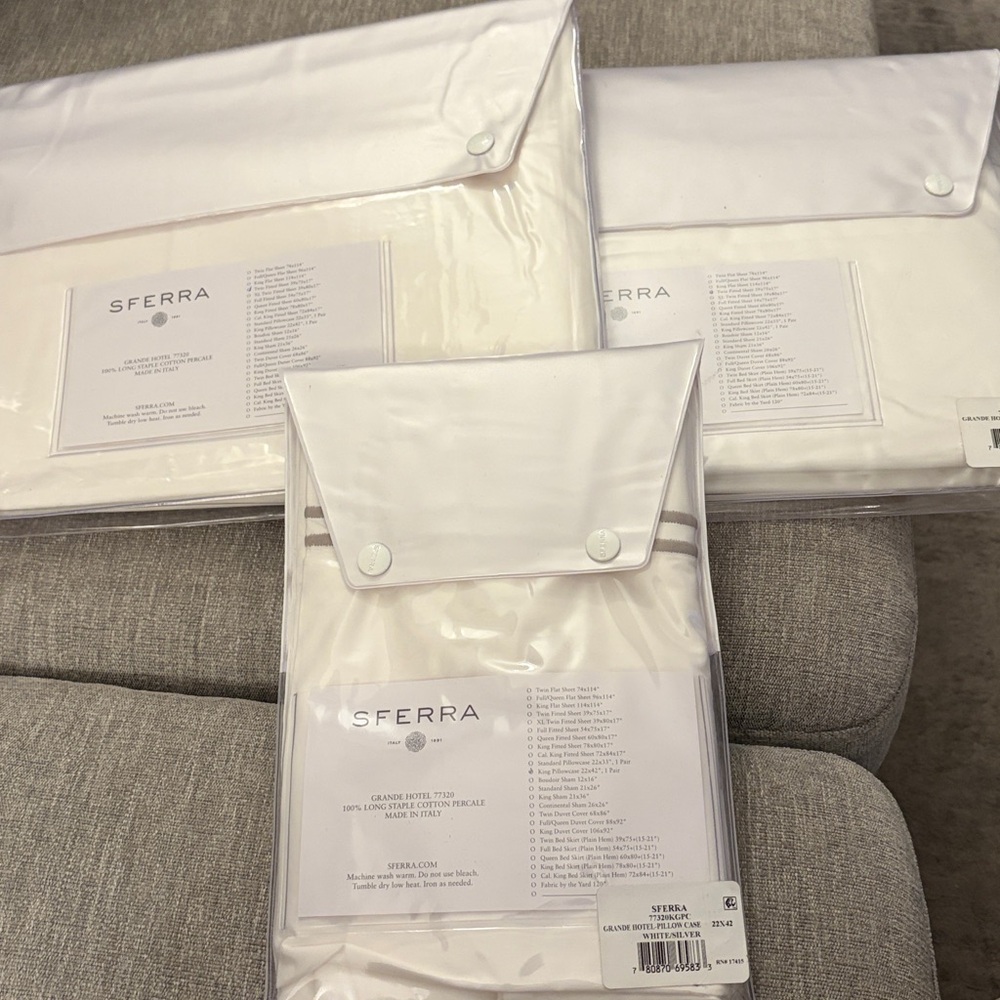 SFERRA White Luxury Sheet Set. Made in Italy
See details below !!